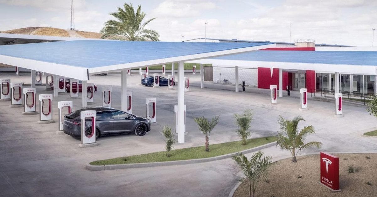 Large Tesla Supercharger station with solar canopies